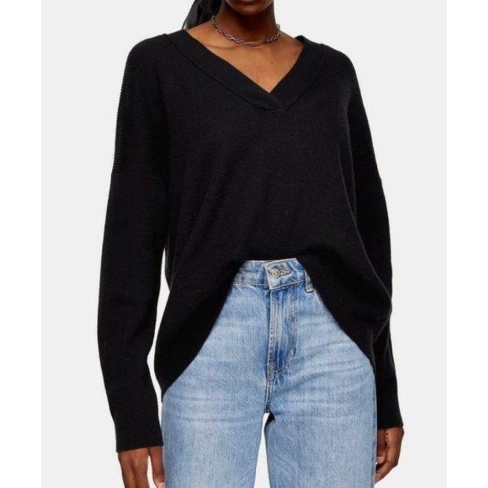 Topshop Relaxed Fit Knitted V-Neck Wool Sweater